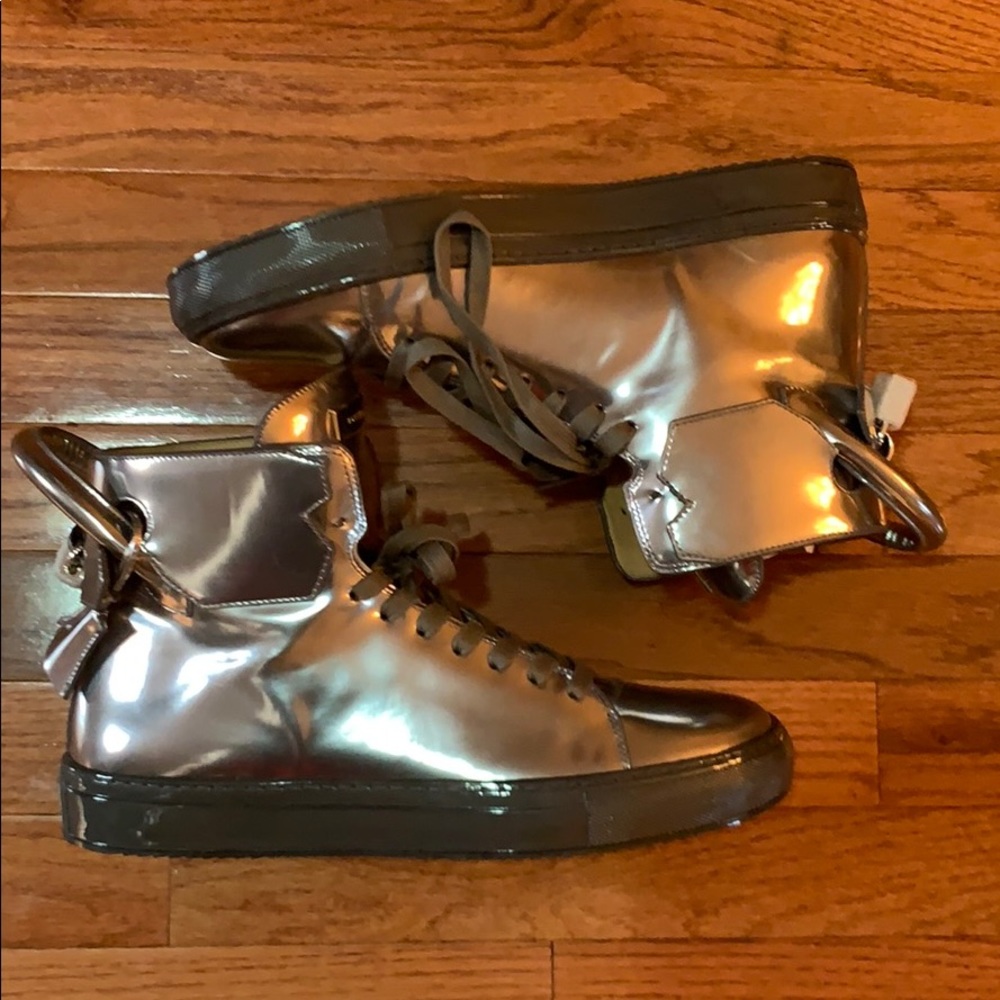 BUSCEMI - Picture 3 of 7